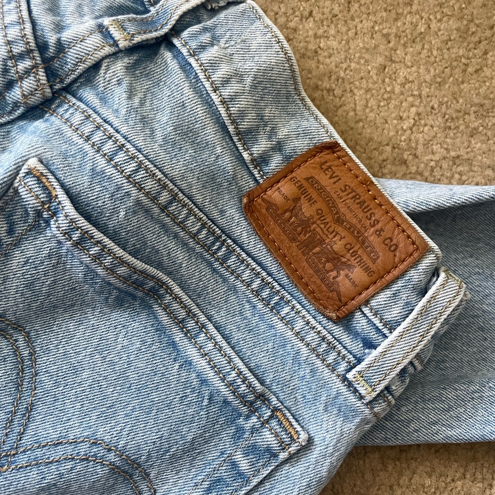Levi’s Wedgie Light Denim